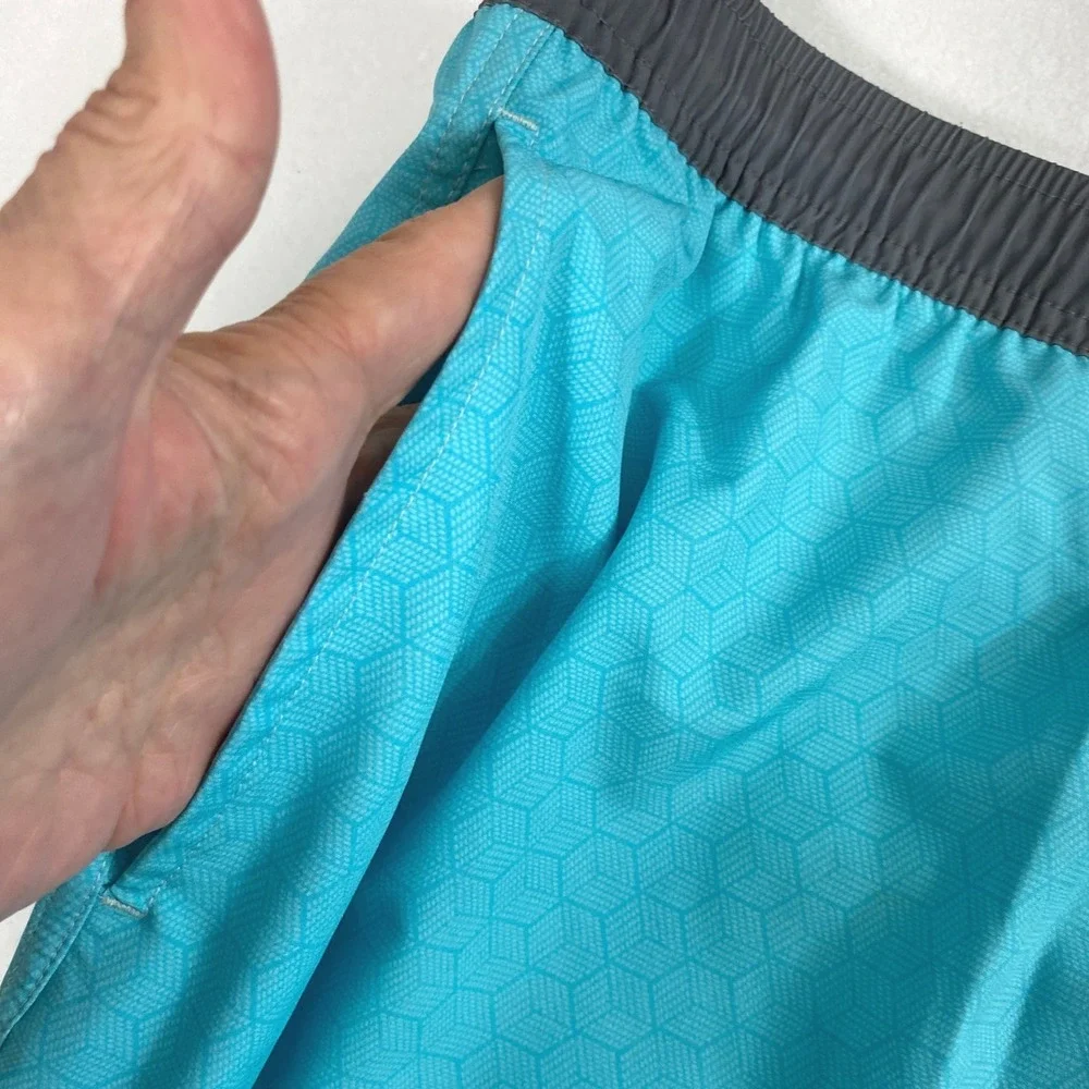 SSCO‎ Swim Shorts Mens 2X Turquoise Geometric Honeycomb 5.5